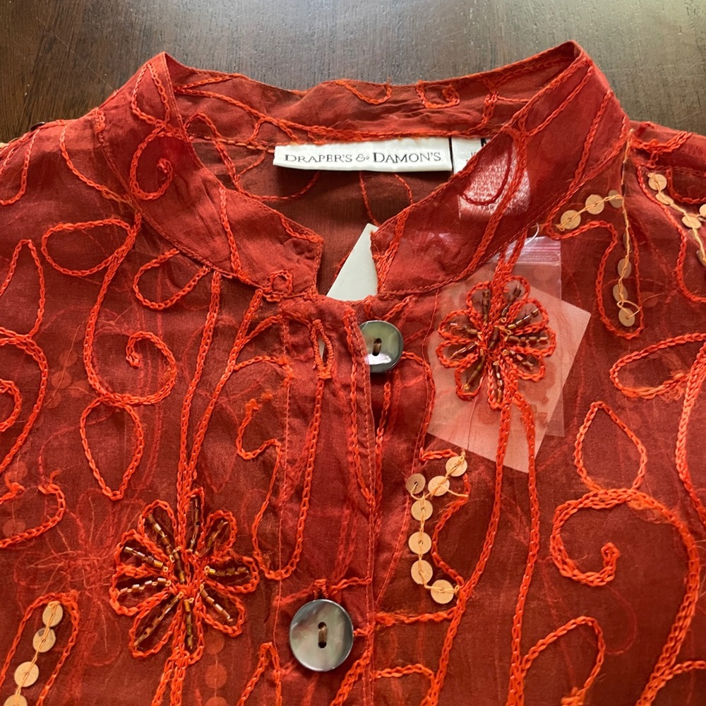 Draper's & Damon's Silk Blouse Womens M Red Ombre Embroidered Sequin Boho Sheer - Picture 12 of 12